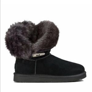 UGG Australia Meadow Black Suede Boot Size 9